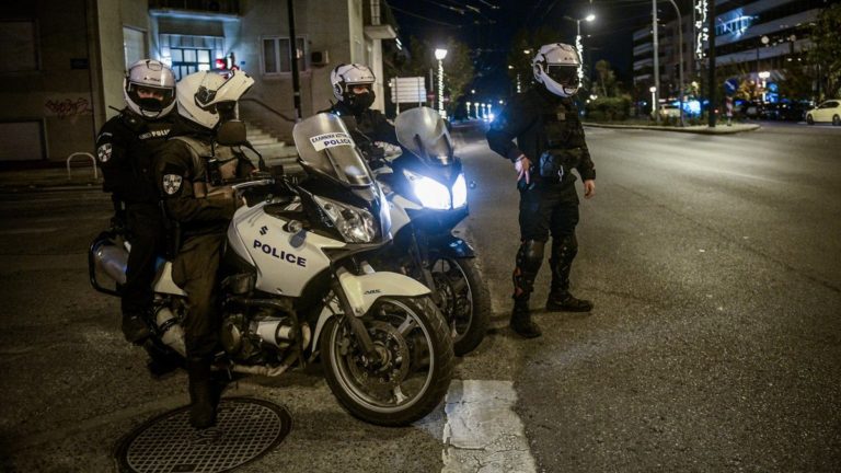 Σύλληψη τριών ανδρών για κλοπή δίκυκλης μοτοσικλέτας στη Λάρισα