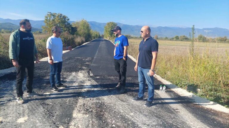 Σε πλήρη εξέλιξη το έργο της αγροτικής οδοποιίας στο Δήμο Καρδίτσας