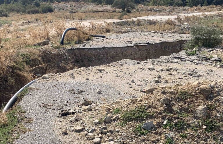 Διάσελλο Φαρκαδόνας – Ένα χωριό σε παρακμή και εγκατάλειψη