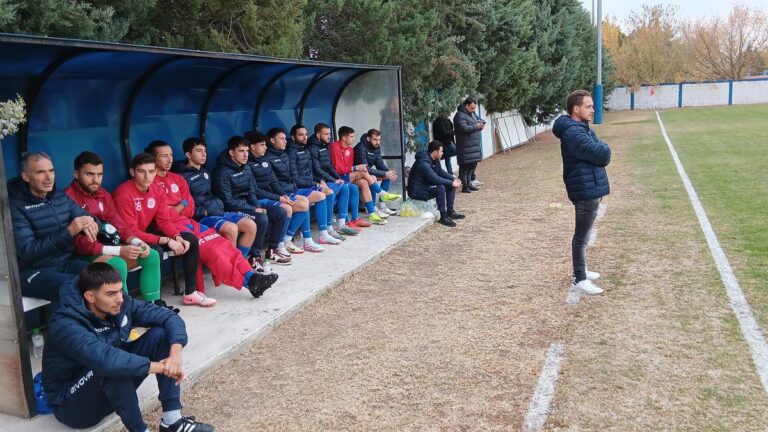 Μανούρας “Δύσκολη εβδομάδα αλλά με απόλυτο βαθμών σε τρία παιχνίδια”