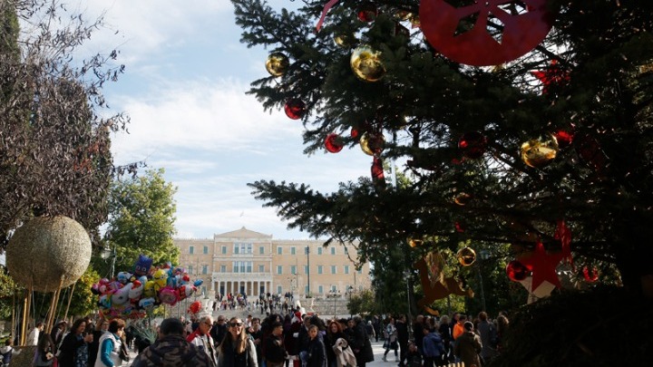 Την Πέμπτη η Αθήνα θα ανάψει το χριστουγεννιάτικο δέντρο της