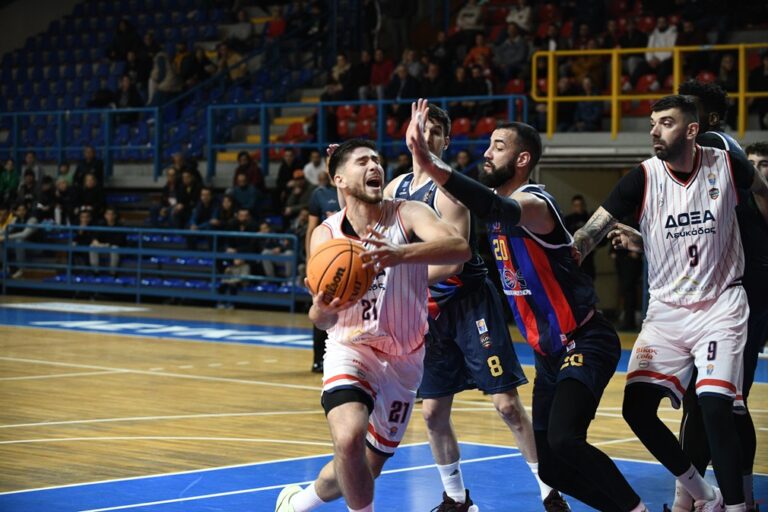 Νωρίτερα (4 μ.μ) ο αγώνας Trikala Basket με την Μύκονο