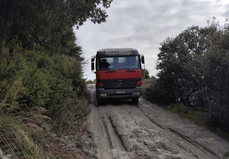 Τσιμεντοστρώσεις στην Καλαμπάκα από τον Δήμο Μετεώρων