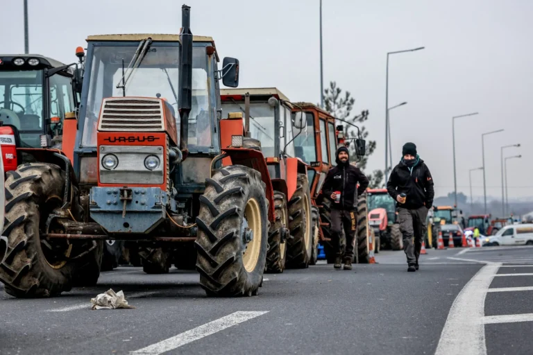 Απαγόρευση κυκλοφορίας στον Ε-65 λόγω αγροτικών κινητοποιήσεων