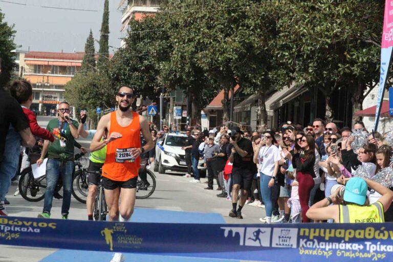 Γιορτή αθλητισμού στα Τρίκαλα με χιλιάδες συμμετοχές στους αγώνες του 16ου Ημιμαραθώνιου “Θανάσης Σταμόπουλος”